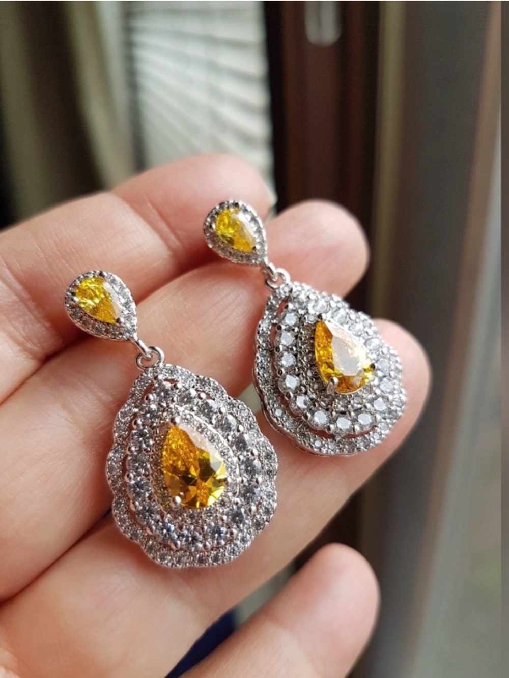 Swarovski Elements 925 Sterling Silver Yellow Citrine Teardrop Earrings NEW